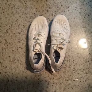 Nike Women’s light cream Epic React running shoes